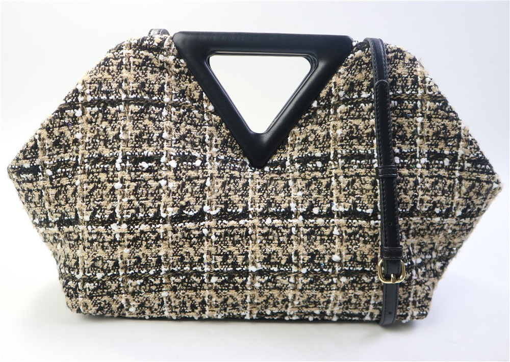 Clutch bags